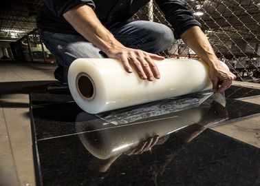 Un buen precio. Película protectora auta-adhesivo durable, película dura de la protección del piso para las encimeras en línea