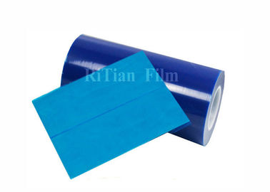 Un buen precio. Longitud resistente ULTRAVIOLETA del carrete de película de la protección de la superficie de metal los 50-500M fácil pelar apagado en línea