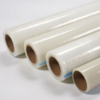 Un buen precio. Película Protectora de PE Resistente a los Rayos UV de Eliminación Sin Residuos con Adhesivo a Base de Caucho para Embalaje Industrial en línea