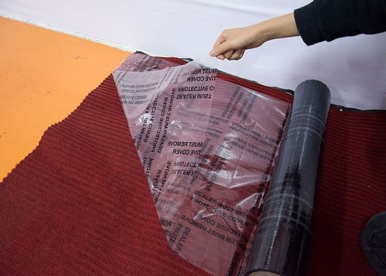 Un buen precio. Película protectora de PE resistente a los rayos UV con un grosor de 70 micras y adhesivo acrílico o de caucho para protección de alfombras y automóviles en línea
